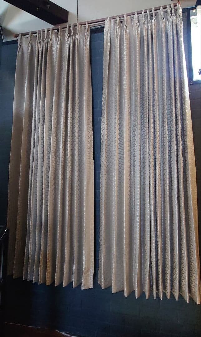 激安！希少！国内高級一流メーカー新品未使用現行モデル！大型両開き仕様-②　遮光 カワサキから250cc4気筒のスーパースポーツモデル、Ninja ZX-25R